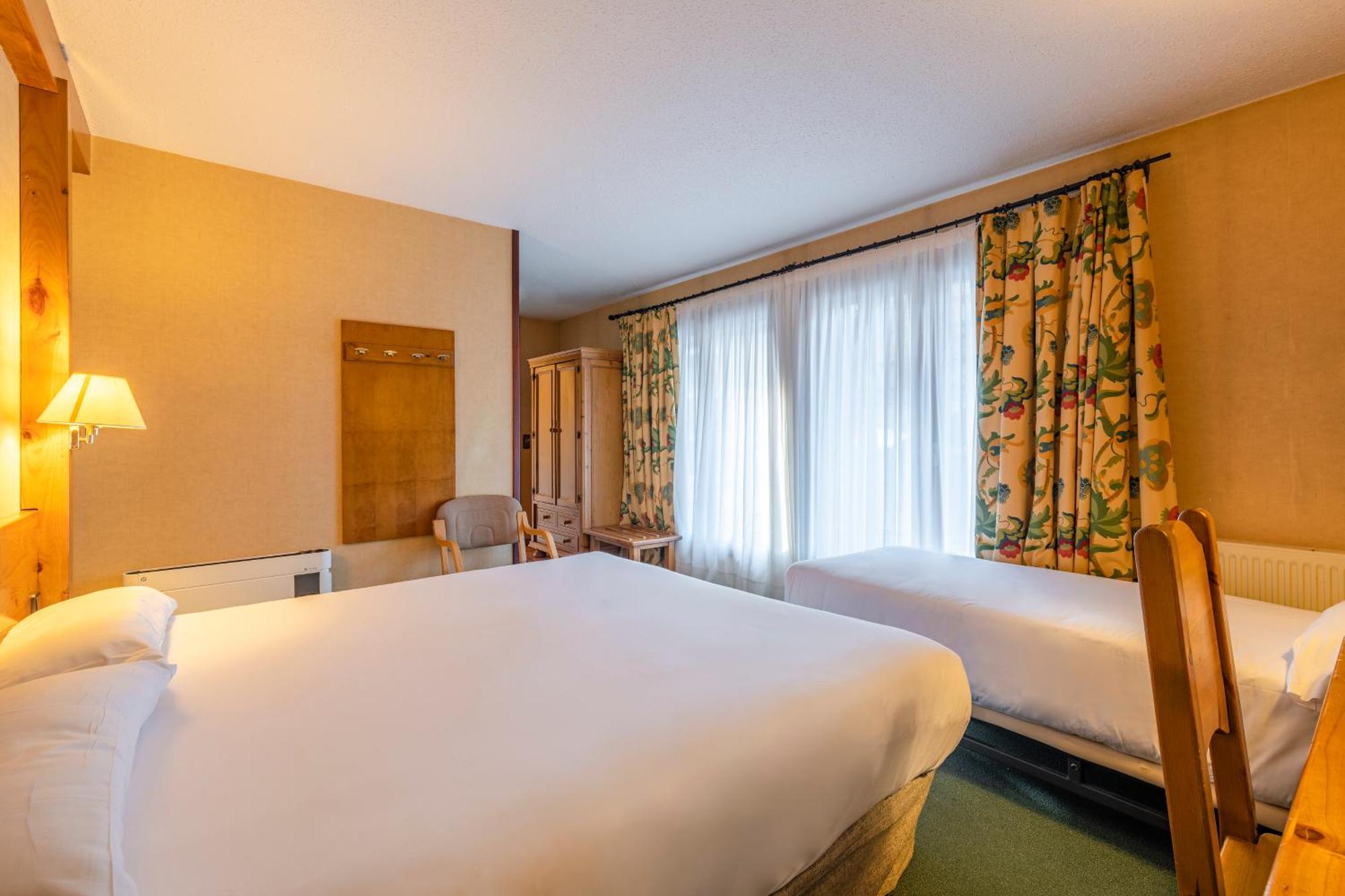 Twin Room with Extra Bed,1440389464:JPEG